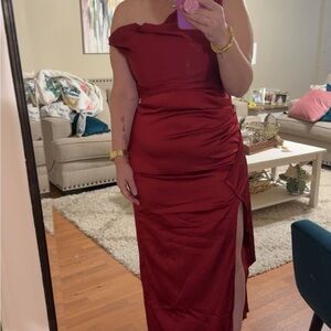 Elegant Red Off-Shoulder Dress